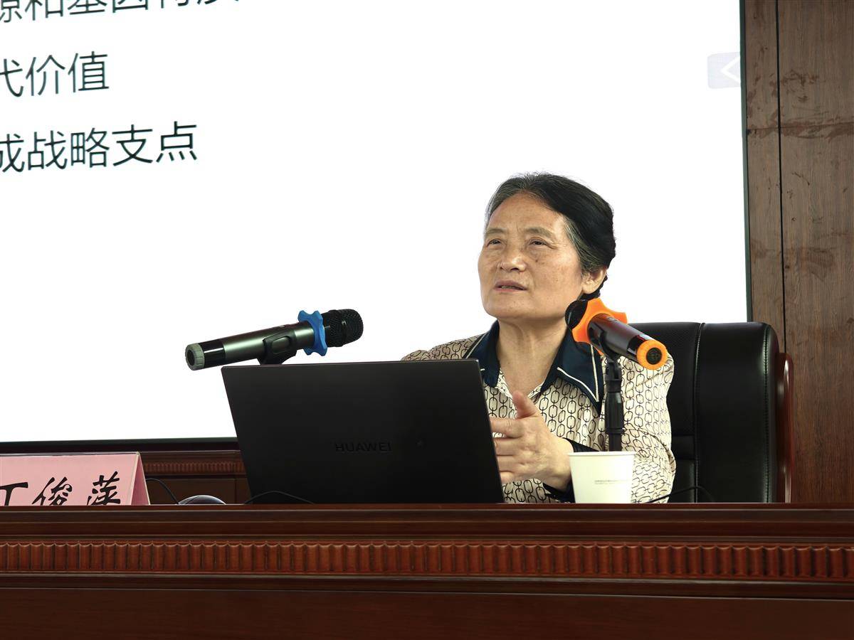 武汉大学马克思主义学院教授丁俊萍（湖北日报全媒记者曹雯/摄）